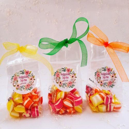 24 ADET PAKETLİ KURDELELİ ETİKETLİ AKİDE BEBEK ŞEKERİ 30 gr
