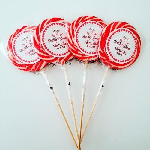 24 ADET ETİKETLİ KIRMIZI BEYAZ LOLİPOP ŞEKER L13
