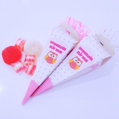 100 ADET KURDELELİ ETİKETLİ KÜLAHLI KIZ BEBEK MEVLÜT ŞEKERİ 35 gr M16