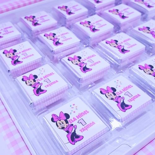 İsim Etiketli Madlen Kız Bebek Çikolatası 48 ADET Kutulu Madlen EC29