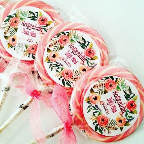 24 ADET ETİKETLİ KURDELELİ LOLİPOP ŞEKER L18