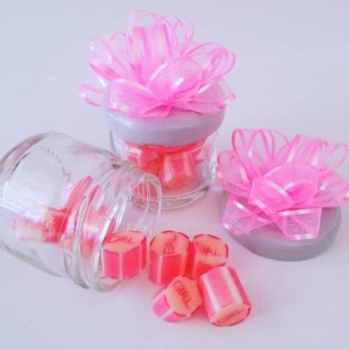 24 ADET KURDELELİ PEMBE YILDIZ ÇİÇEKLİ KAVANOZLU "GİRL" LOLLY BEBEK ŞEKERİ