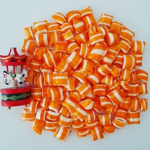TURUNCU BEYAZ AKİDE ŞEKERİ 250 gr.