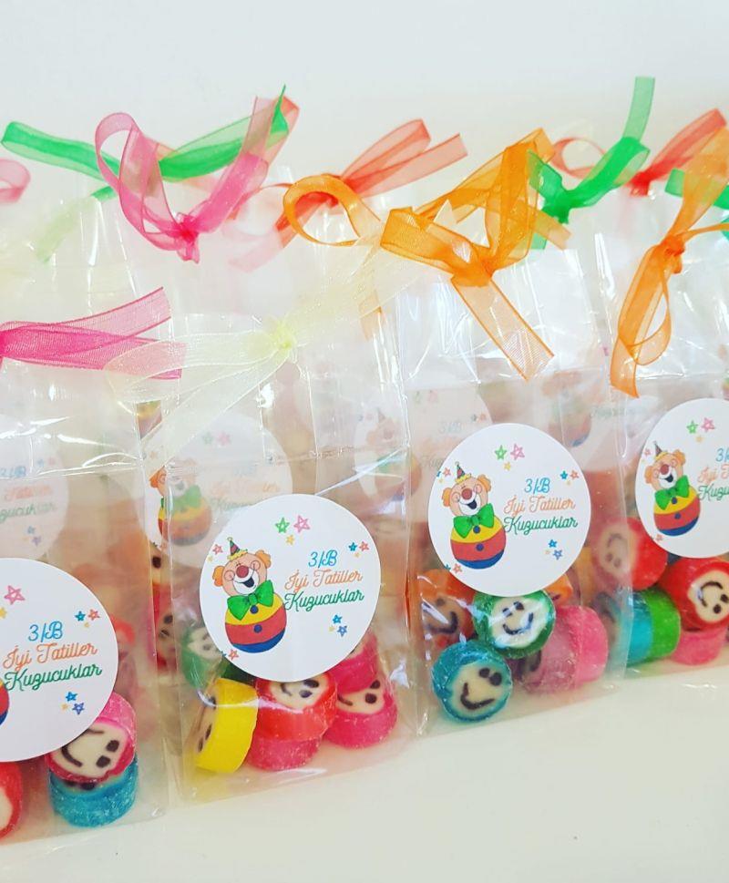 24 ADET KURDELELİ LOGO ETİKETLİ LOLLY MEZUNİYET ŞEKERİ 30 gr p45