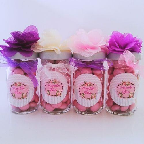 12 ADET PEMBE MOR LiLA BEYAZ ÇIÇEKLİ KAVANOZLU BEBEK ŞEKERİ 115