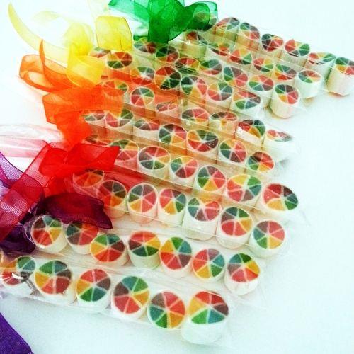 24 Adet RENKLİ KURDELELİ DİLİM GÖKKUŞAĞI PARMAK LOLLY CANDY PL04