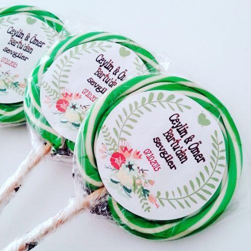 24 ADET ETİKETLİ YEŞİL BEYAZ LOLİPOP ŞEKER L16