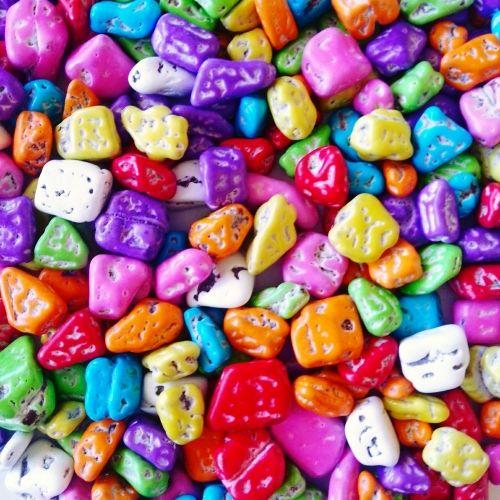 Gökkuşağı Çakıltaşı Draje Toptan 3 kg