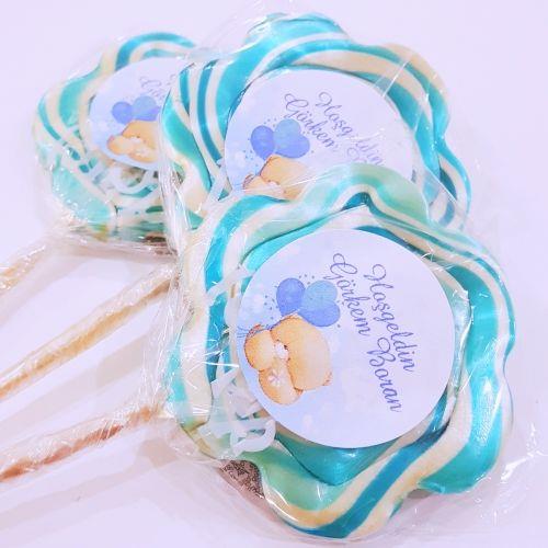 24 ADET ETİKETLİ MAVİ BEYAZ PAPATYA LOLİPOP BEBEK ŞEKERİ L60