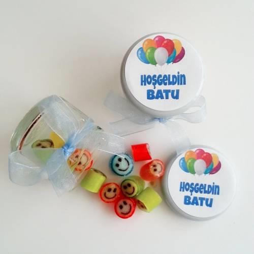 24 ADET ETİKETLİ KAVANOZLU LOLLY VE 24 ADET ETİKETLİ KURDELELİ LOLİPOP BEBEK ŞEKERİ 153