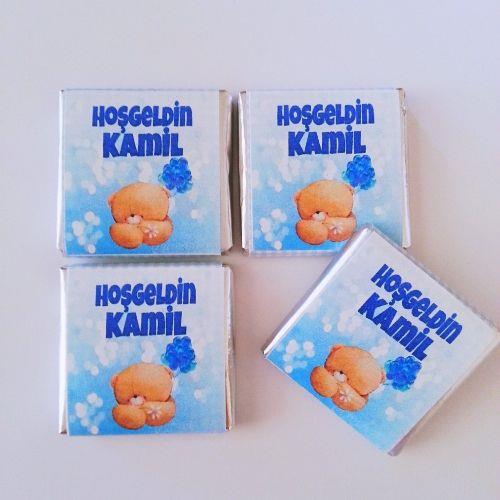 İSİMLİ ERKEK BEBEK ÇİKOLATASI 48 ADET KUTULU MADLEN EC05