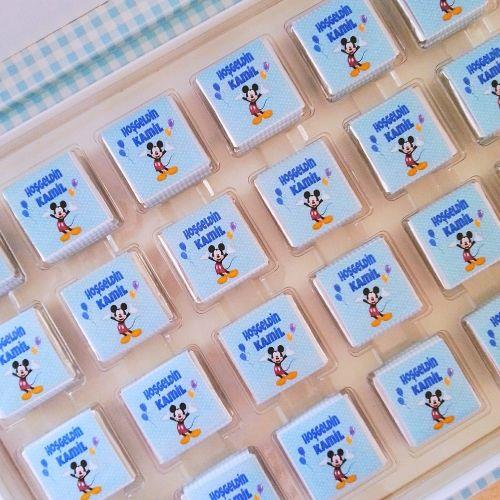 HOŞGELDİN ERKEK BEBEK ÇİKOLATASI 48 ADET KUTULU EC18