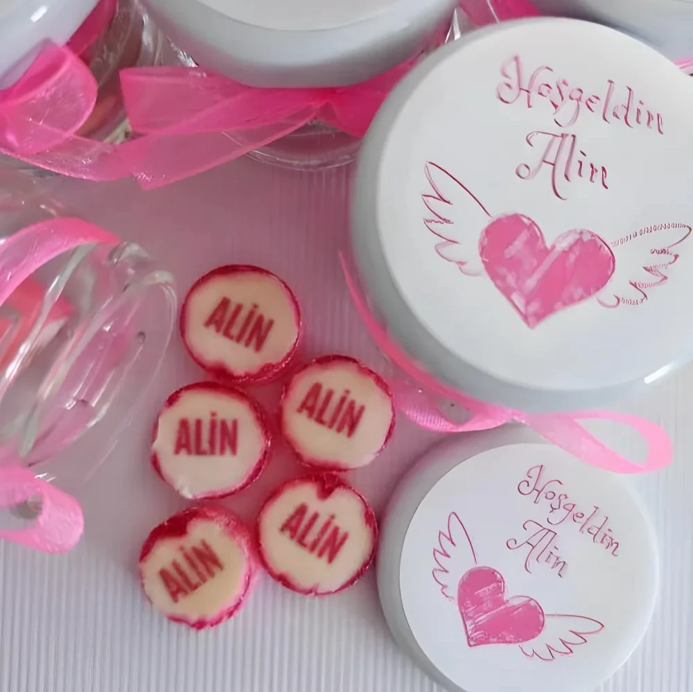 İsimli Hediyelik Kavanoz Kız Bebek Şekeri 24 Adet