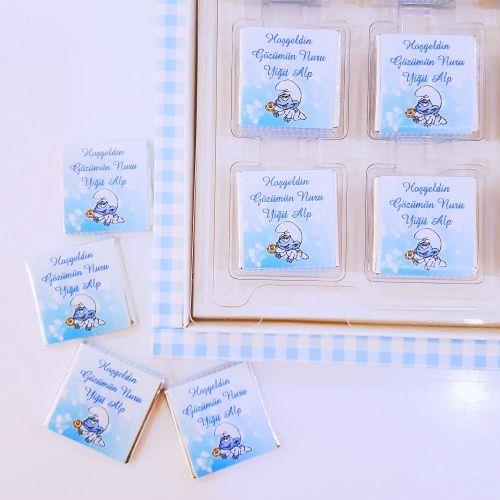 İsim Etiketli Madlen Erkek Bebek Çikolatası 48 Adet Kutulu Madlen EC30