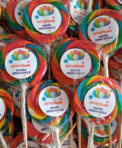 24 ADET ETİKETLİ LOLİPOP MEZUNİYET ŞEKERİ L37