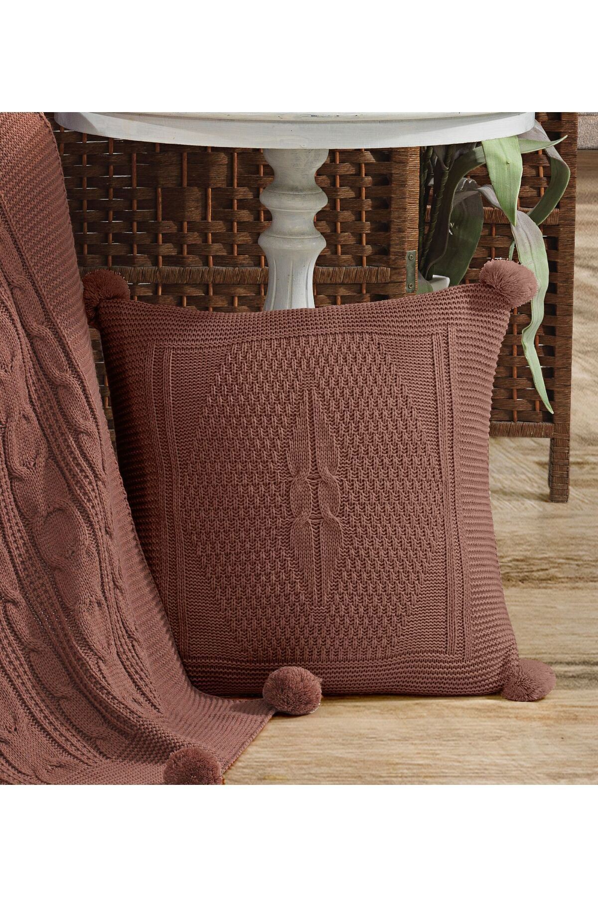 Triko Örgü Kırlent Kılıfı Yastık Kılıfı 45 X 45 Cm - Gül