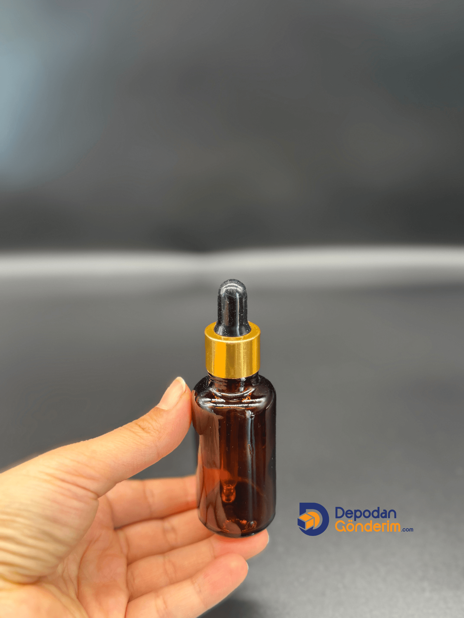 DP130 30cc Dar Ağızlı Ecza Cam Şişe (Cam Damlalıklı, Gold Kapaklı) 