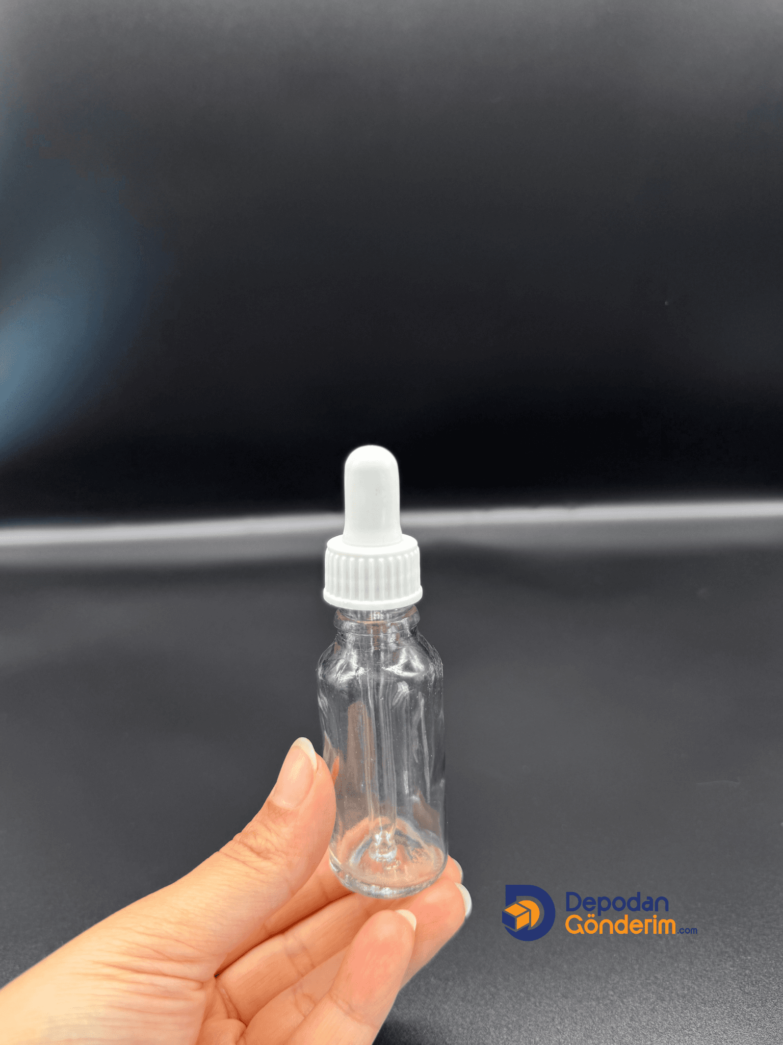 DP84 20cc CAM DAMLALIKLI - PLASTİK BEYAZ KAPAKLI ŞİŞE