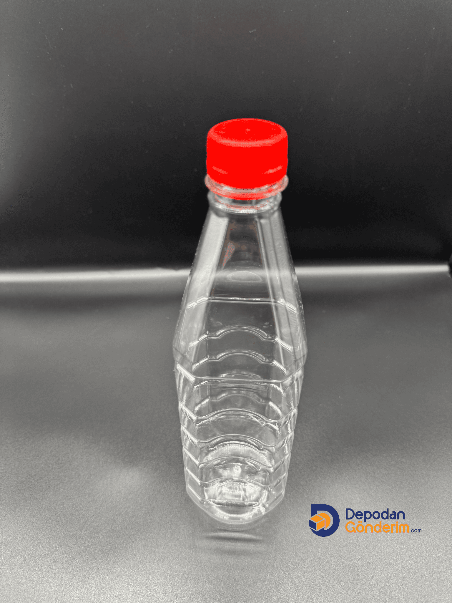 DP55 750cc Köşeli Kapaklı Pet Şişe