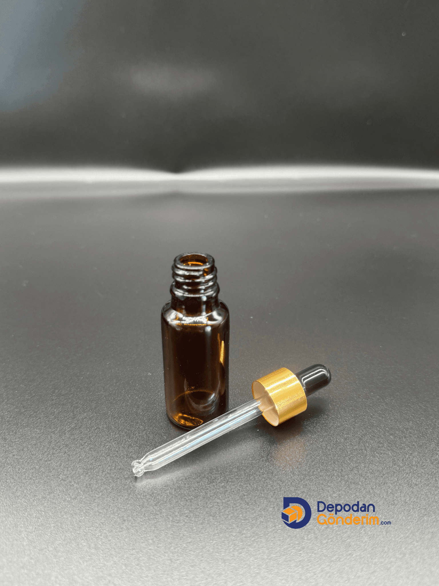 DP136 20cc Dar Ağızlı Ecza Cam Şişe (Cam Damlalıklı, Gold Kapaklı)