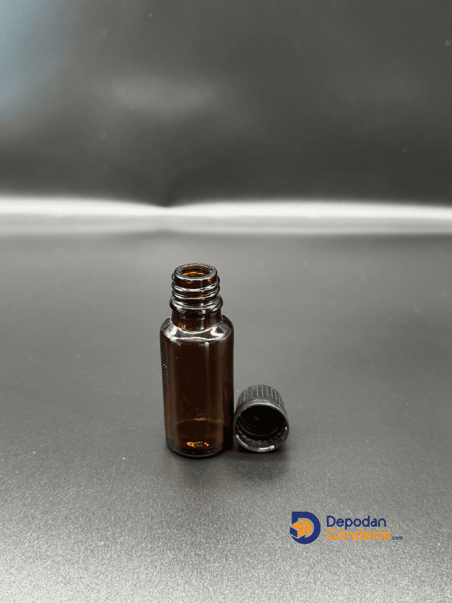DP133 20cc Dar Ağızlı Ecza Cam Şişe (Siyah Kilitli Kapaklı) 