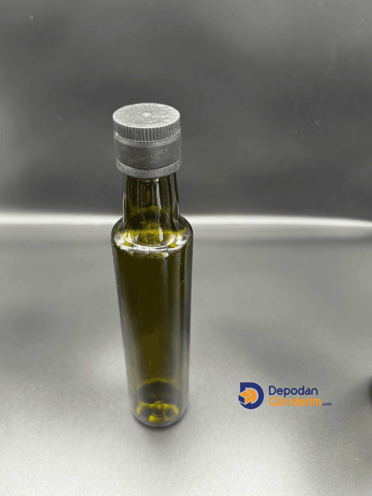 DP165 250cc Yeşil Dorika Şişe (Siyah Kilitli Akıtıcılı Kapak) 