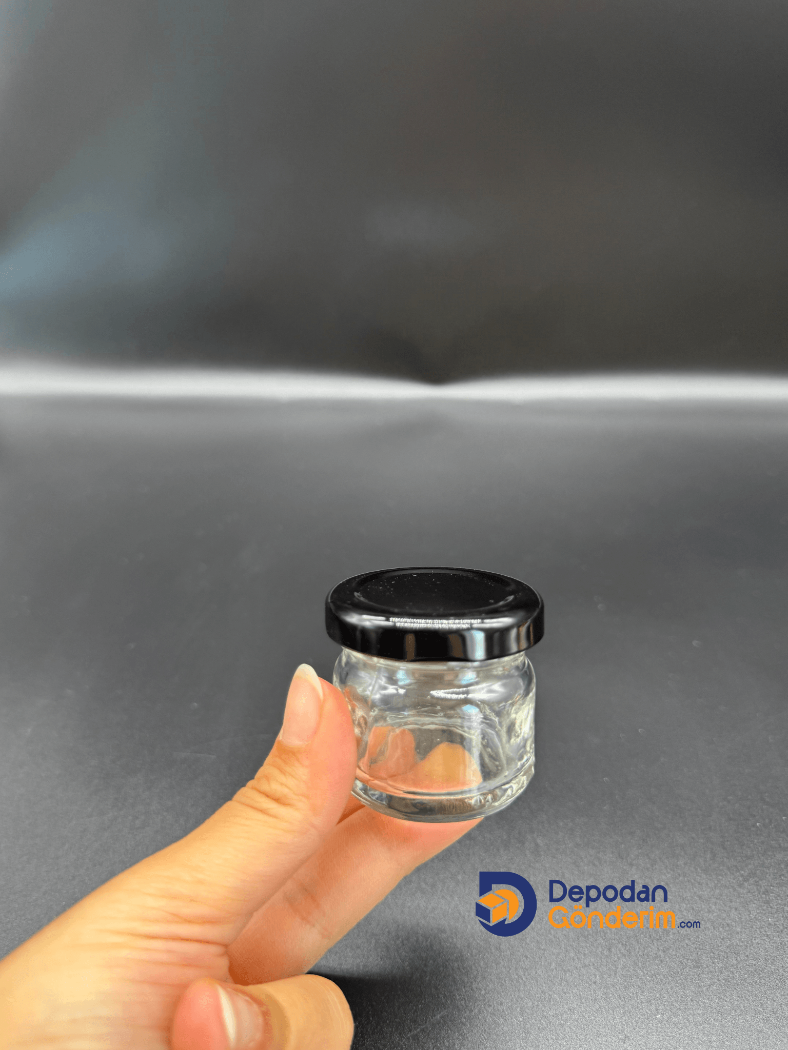 DP241 29cc Kavanoz Siyah Kapaklı