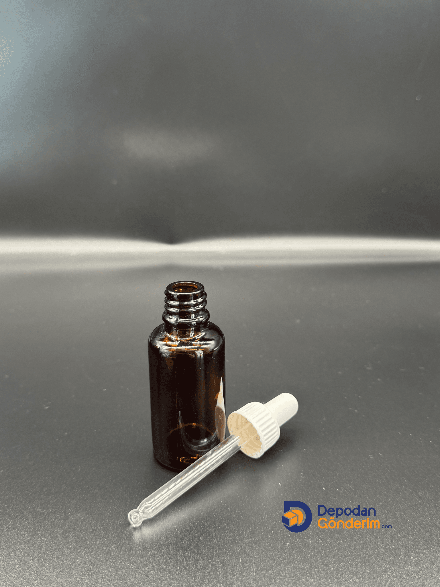 DP132 30cc Dar Ağızlı Ecza Cam Şişe (Cam Damlalıklı, Beyaz Plastik Kapaklı) 