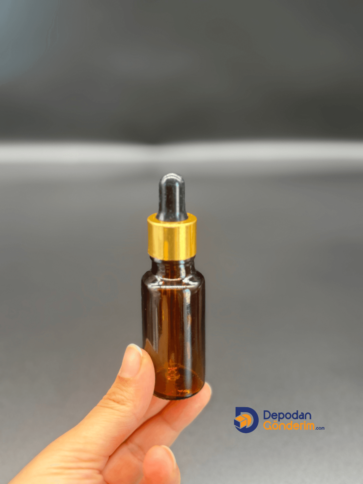 DP136 20cc Dar Ağızlı Ecza Cam Şişe (Cam Damlalıklı, Gold Kapaklı)
