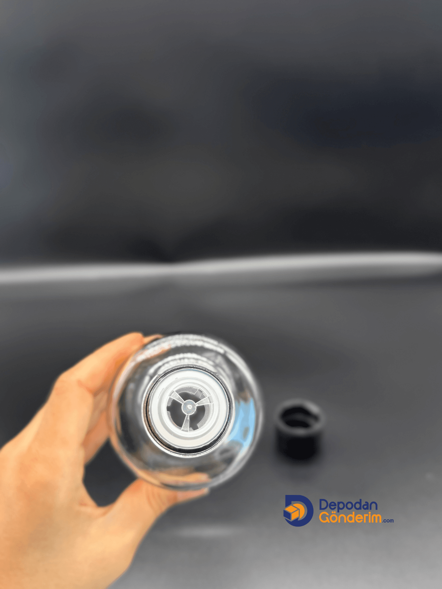DP175 500cc Şeffaf Vezir Şişe (Siyah Kilitli Akıtmalı Kapak) 