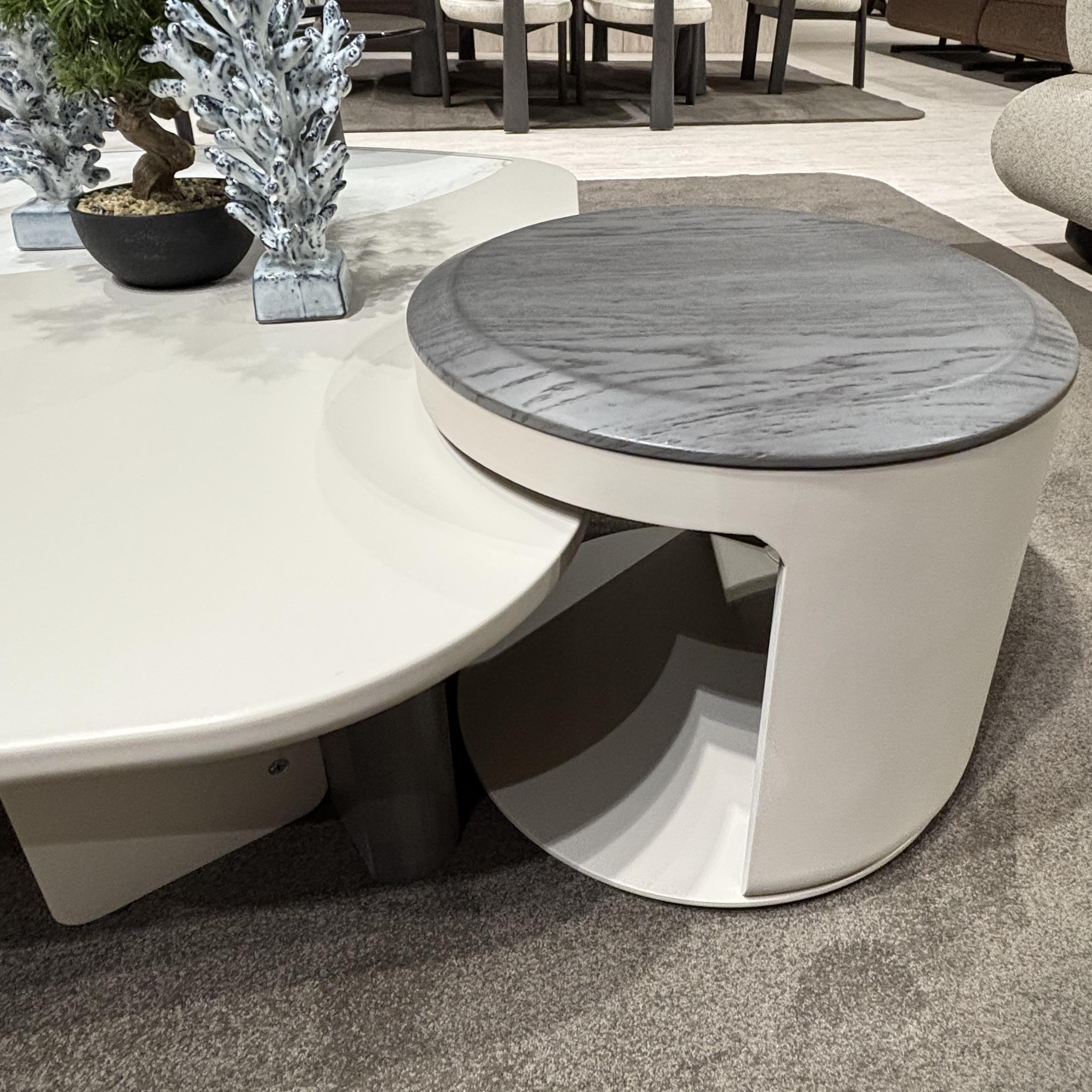 Hermes Center & Side*2 Tables