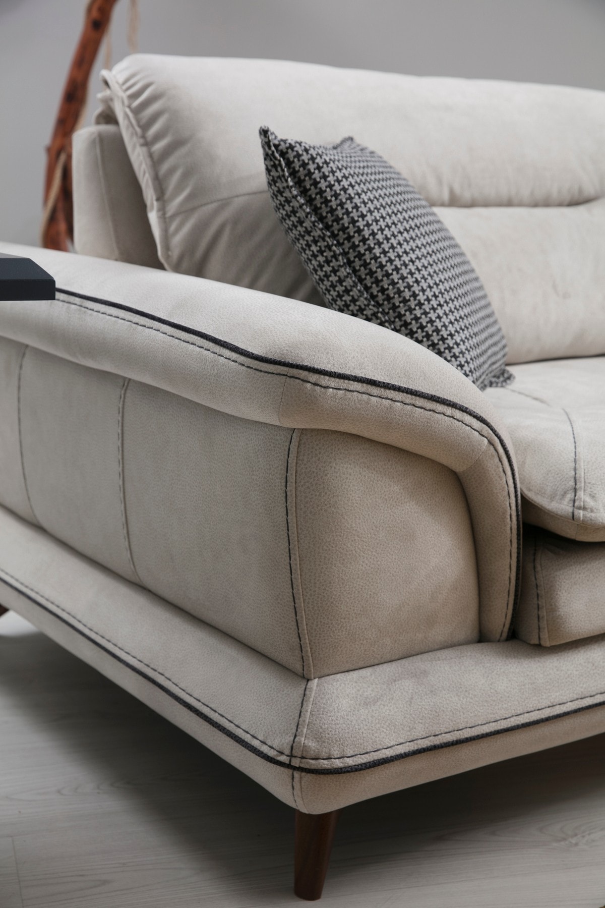 Üçlü Kanepe Beyaz