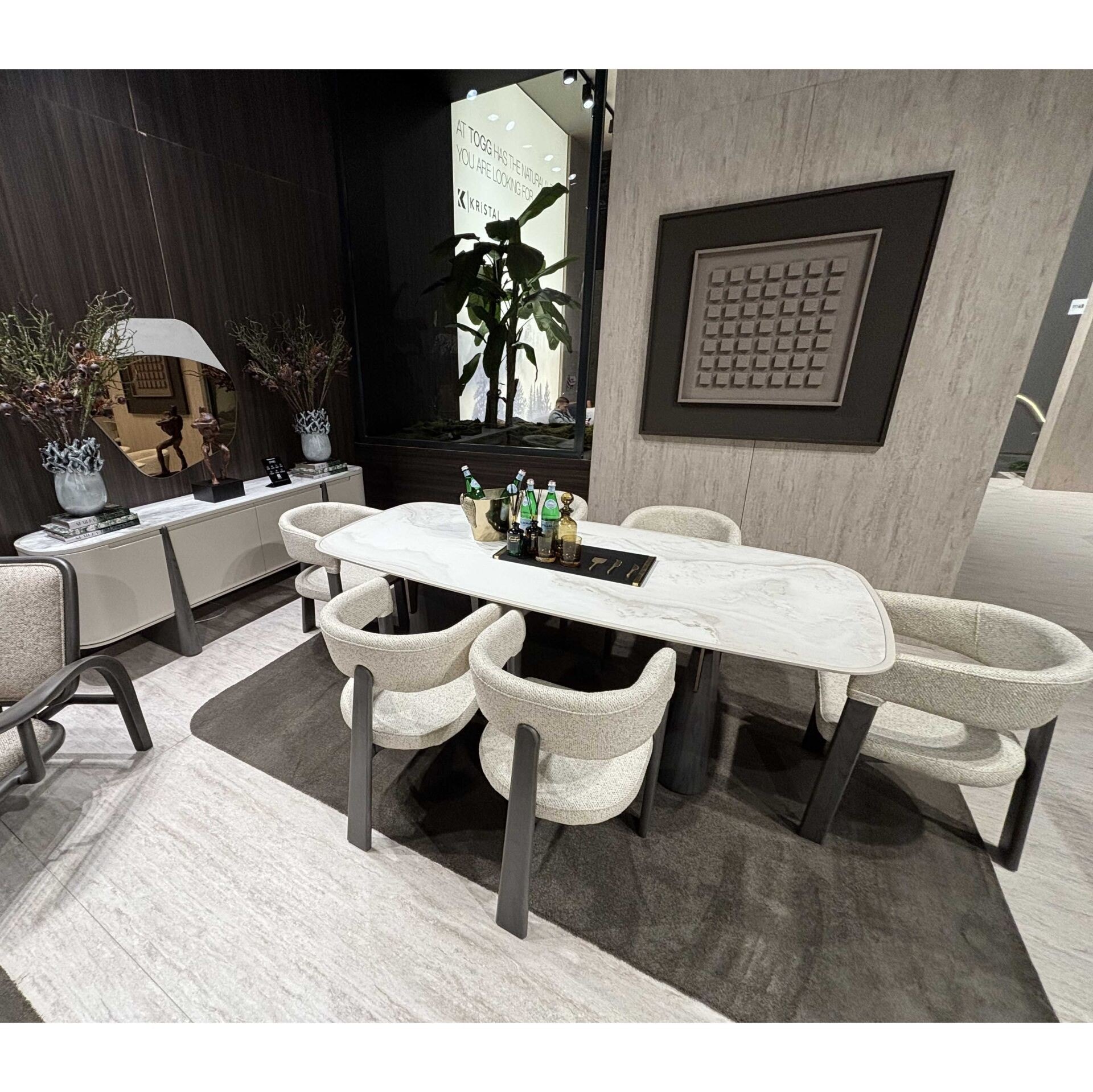 Hermes Yemek Masası