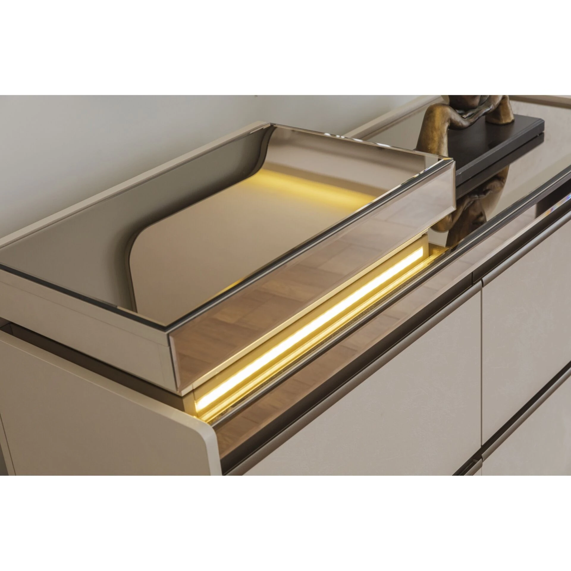 Luna Vol2 Dresser + Ayna