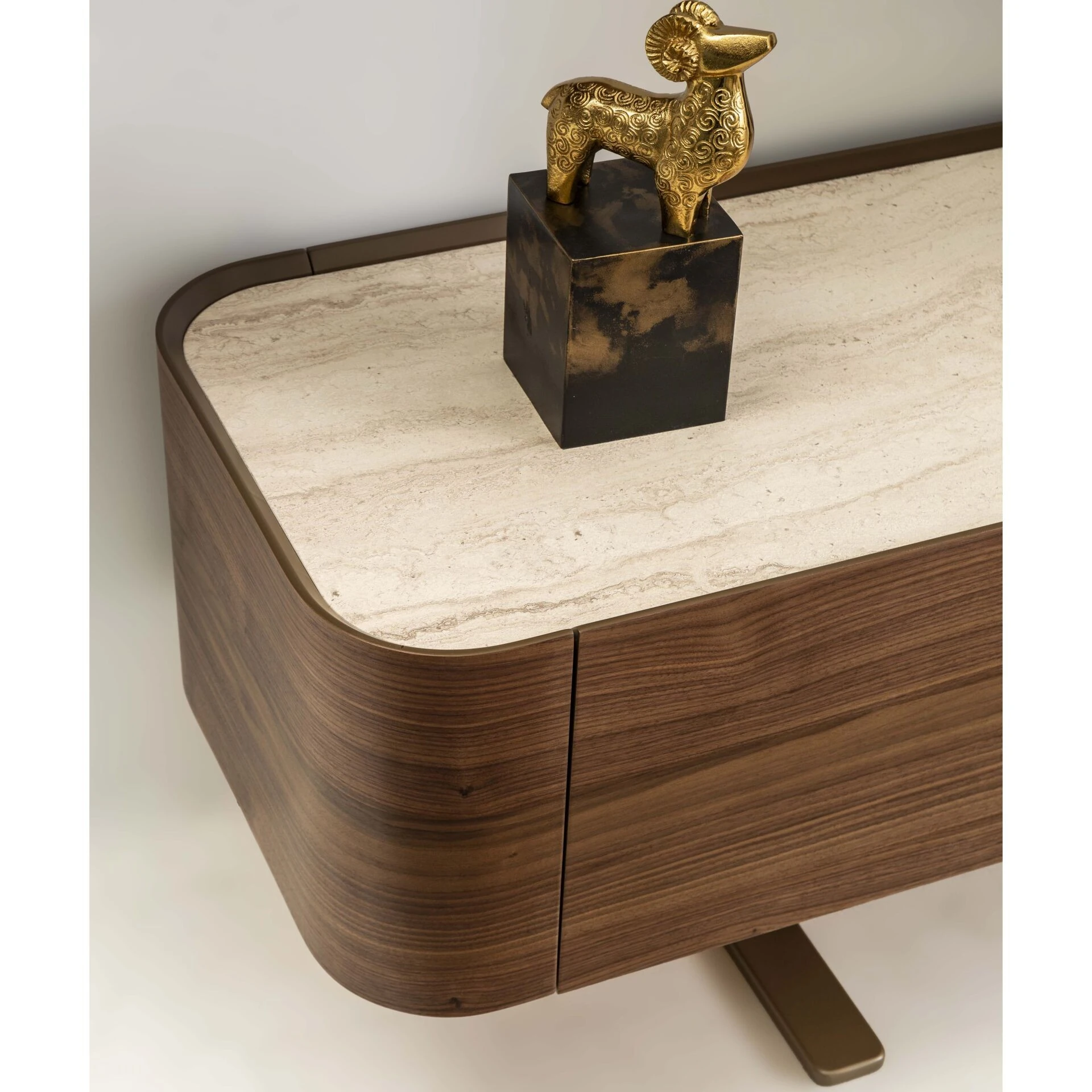 Otto Plus televizor vahidi