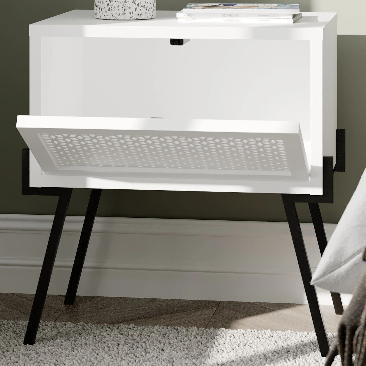 Naive Nightstand White
