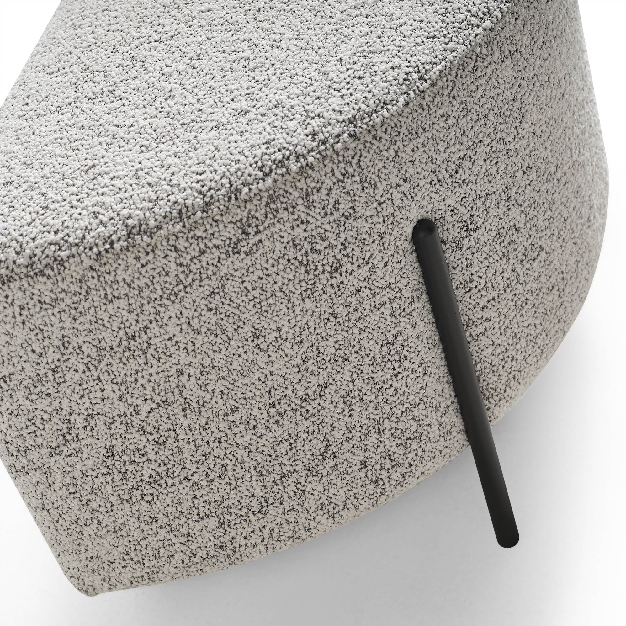 SHW1036 Vol1 Pouf
