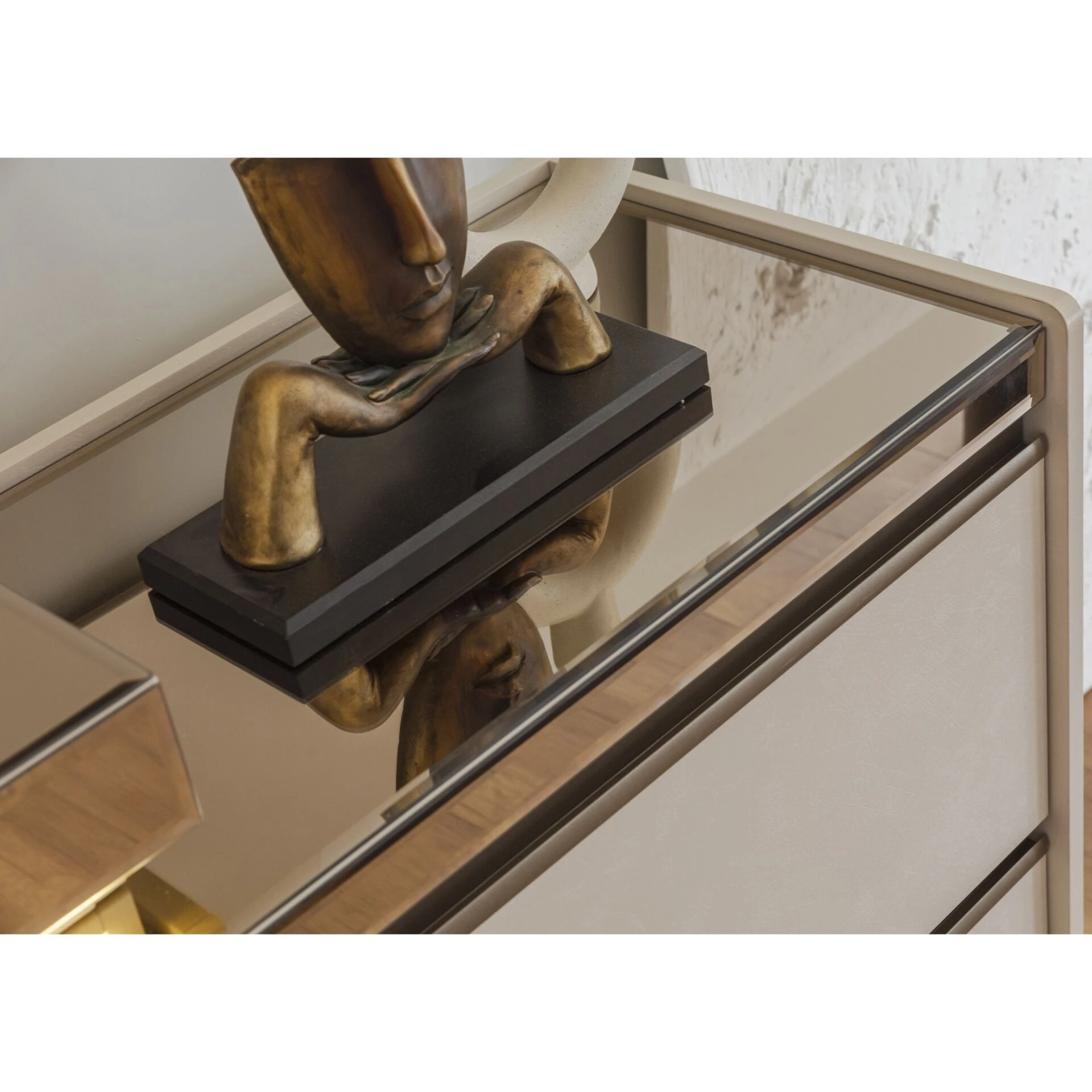 Luna Vol2 Dresser + Ayna