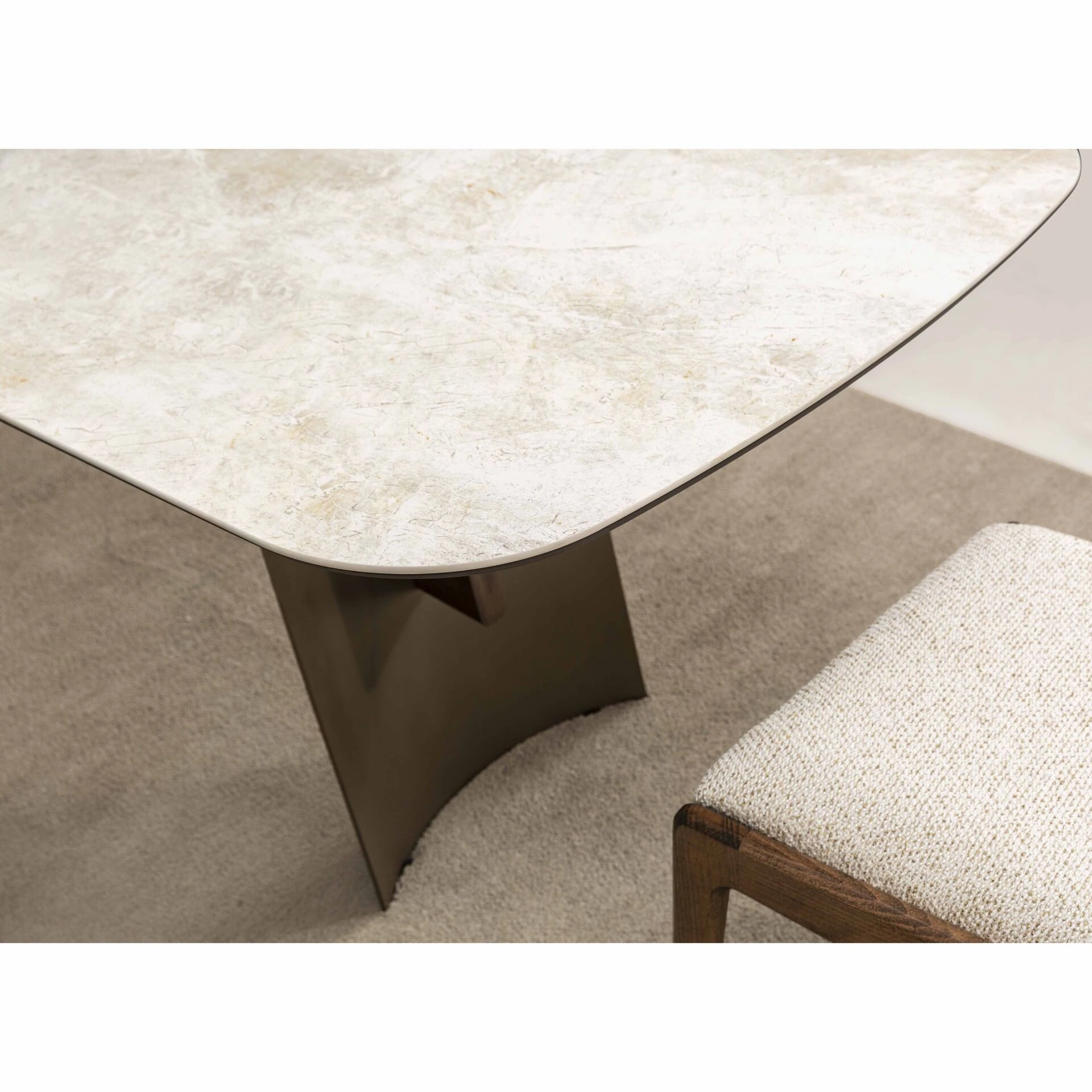 Olimpo Yemek Masası