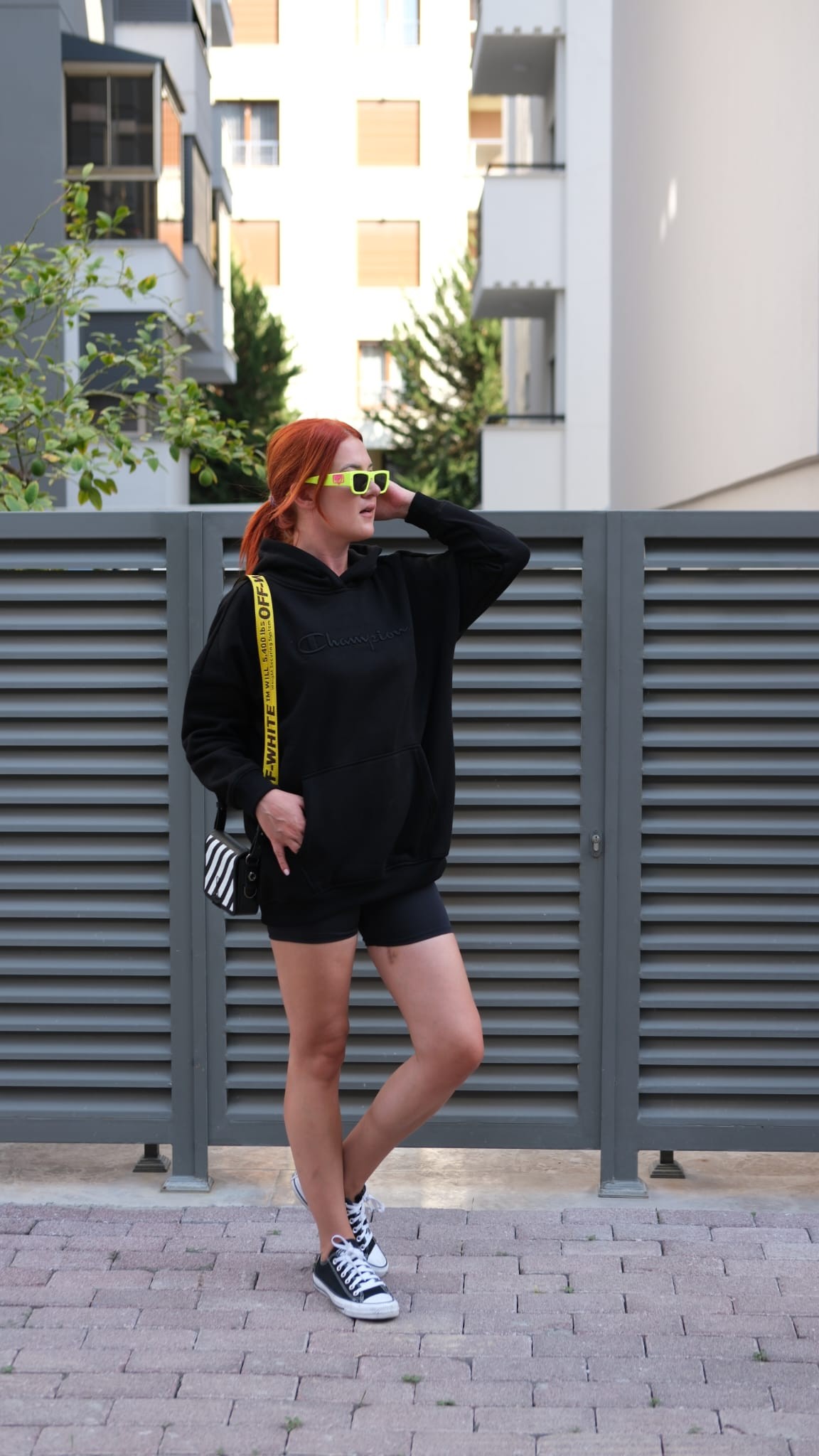 Champ 3 İplik Şardonlu Logo Nakış İşleme Sweatshirt - Siyah
