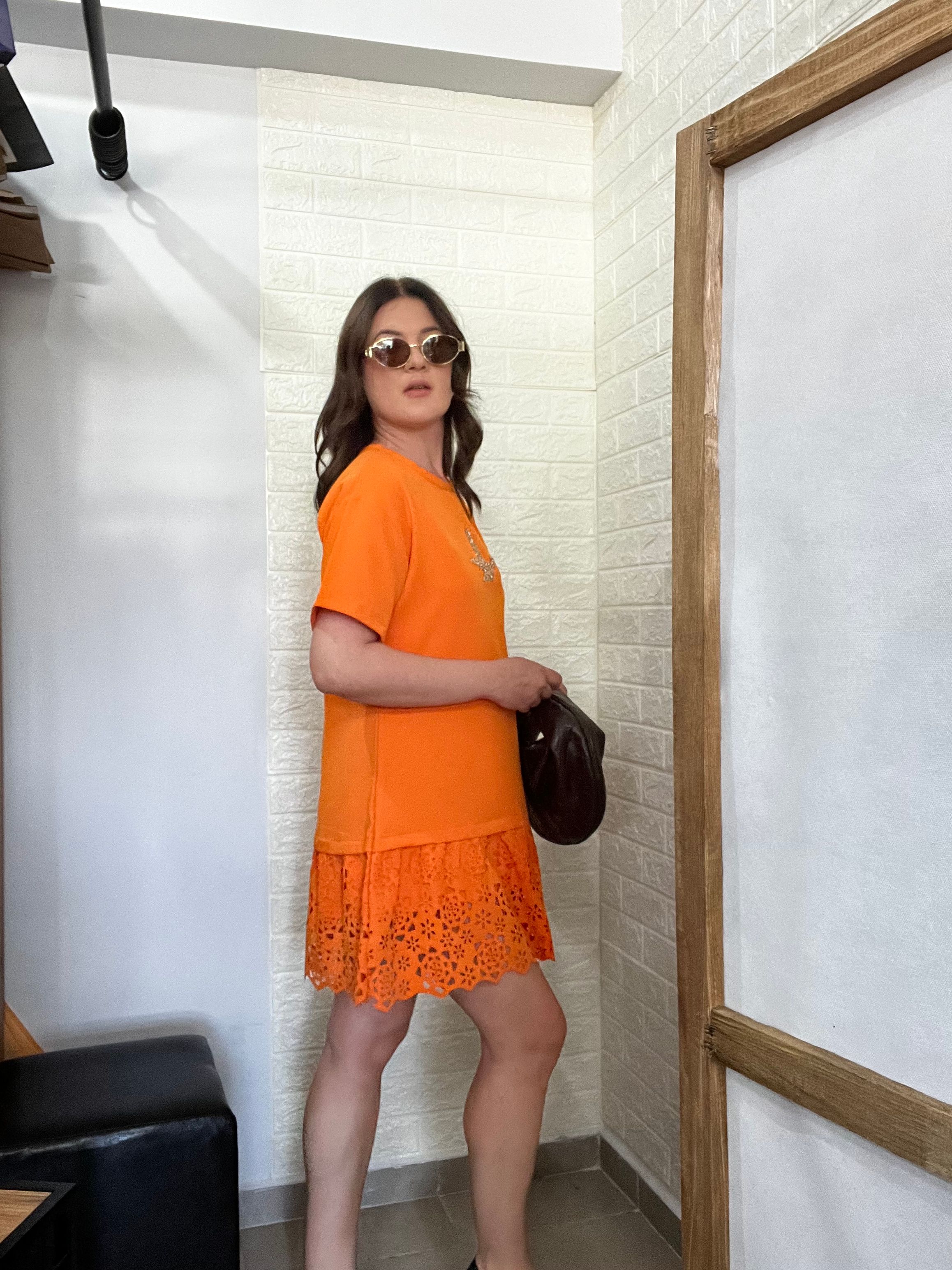 BC Oranj Lazer Kesim Etekli Elbise 