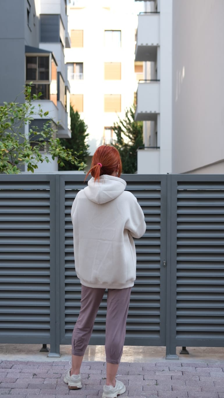 Champ 3 İplik Şardonlu Nakış İşleme Sweatshirt - Taş