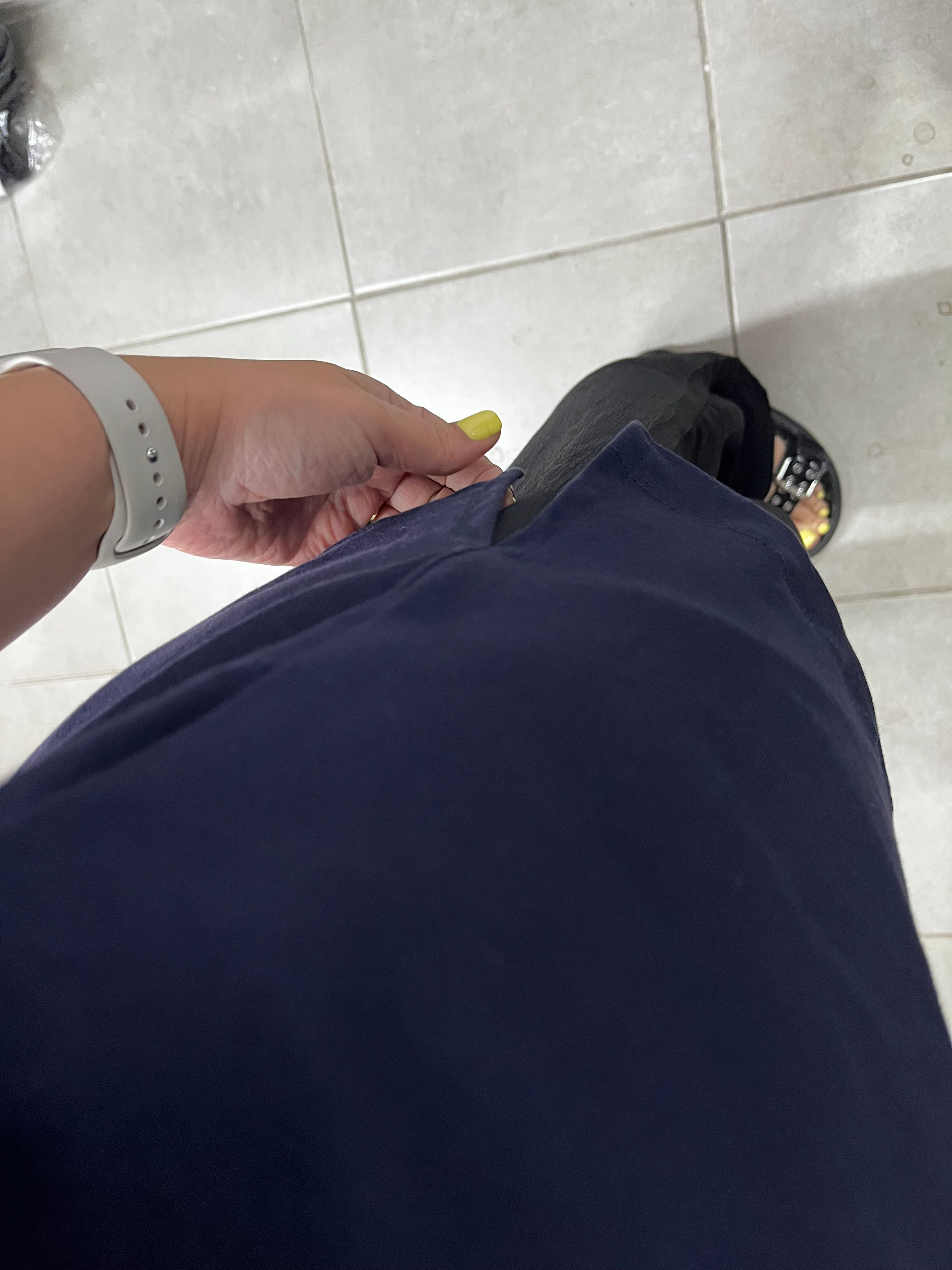 Düşük Kol Yan Yırtmaçlı Basic Tshirt 