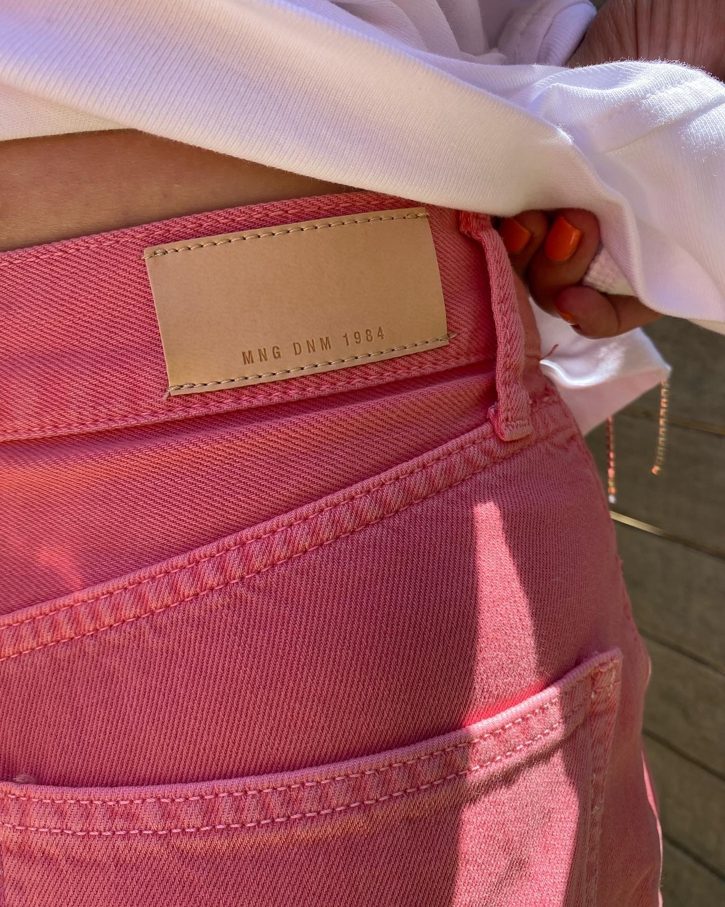 Orijinal marka pembe mom şort