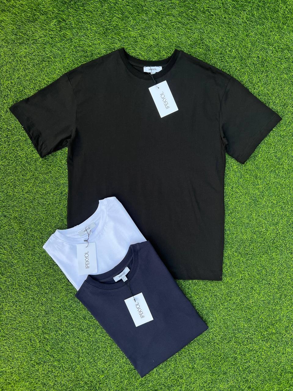 Düşük Kol Yan Yırtmaçlı Basic Tshirt 