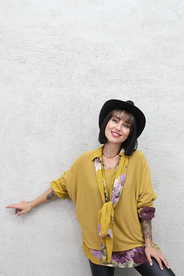 GÖMLEĞİ ÇİÇEK DESENLİ 3 LÜ BLUZ