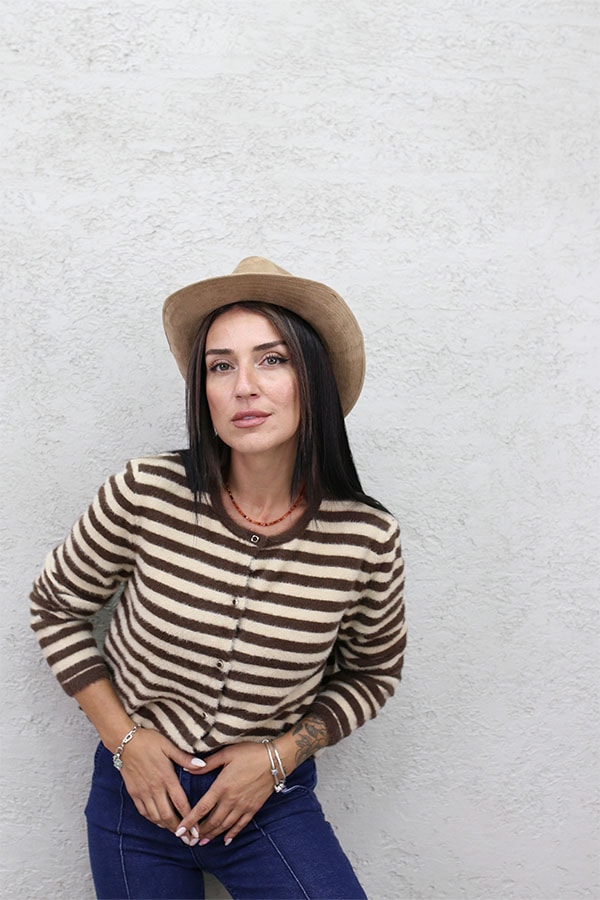 ÇİZGİLİ YUMOŞ HIRKA - KAHVE