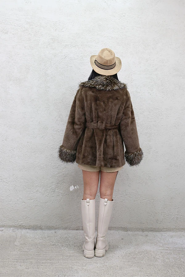 YAKA TÜYÜ UZUN İTHAL KÜRK