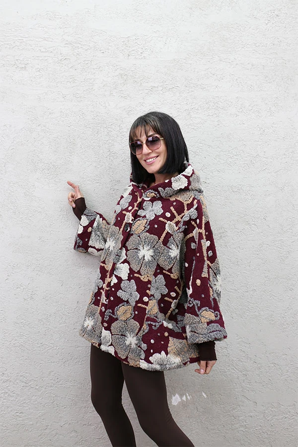 YAPRAK DESENLİ KEÇE KABAN