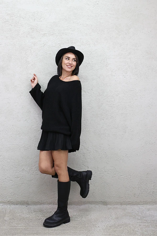 GENİŞ YAKALI TRİKO KAZAK